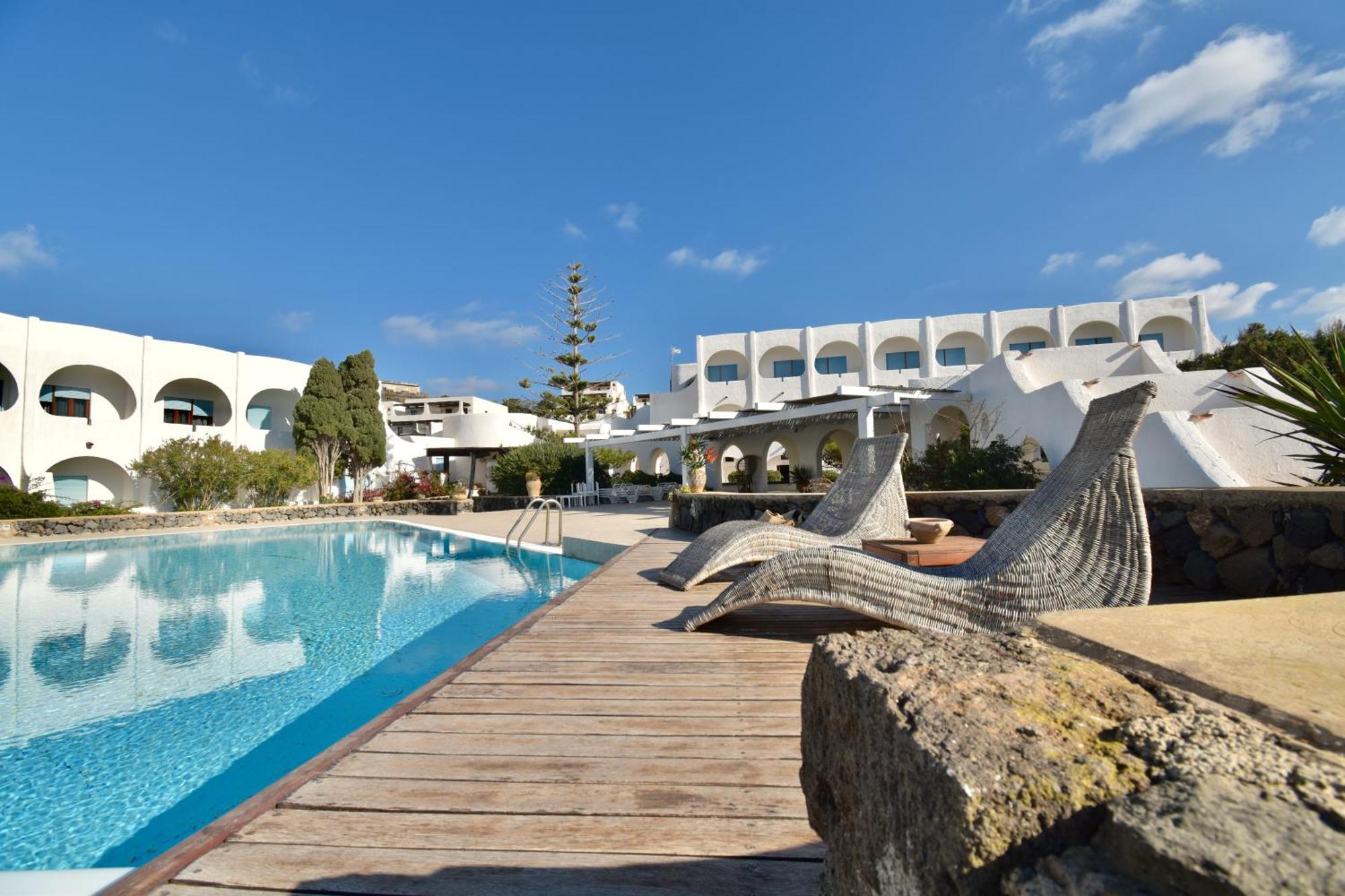 Cossyra Hotel Madonna Delle Grazie Exterior photo