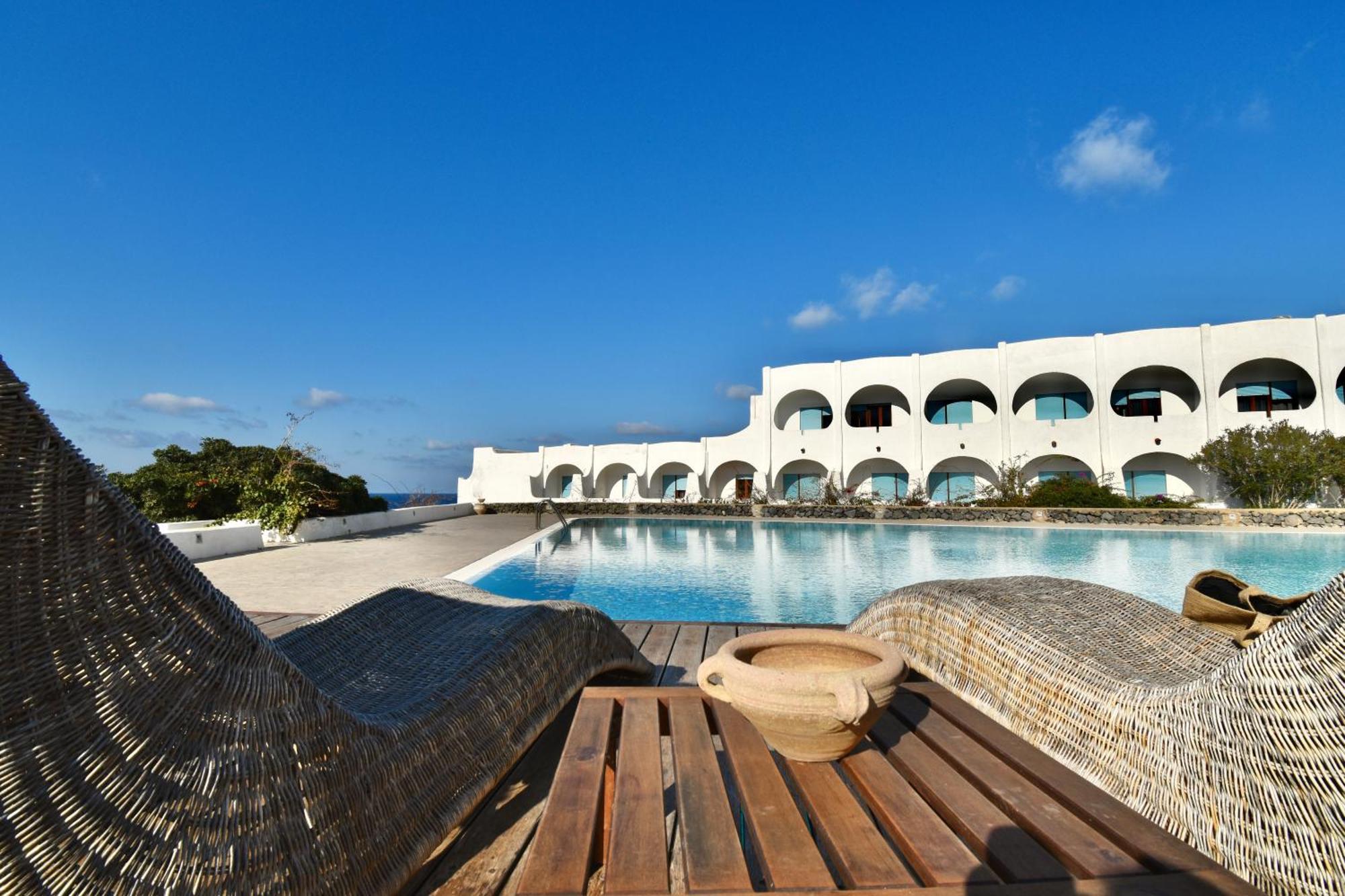 Cossyra Hotel Madonna Delle Grazie Exterior photo