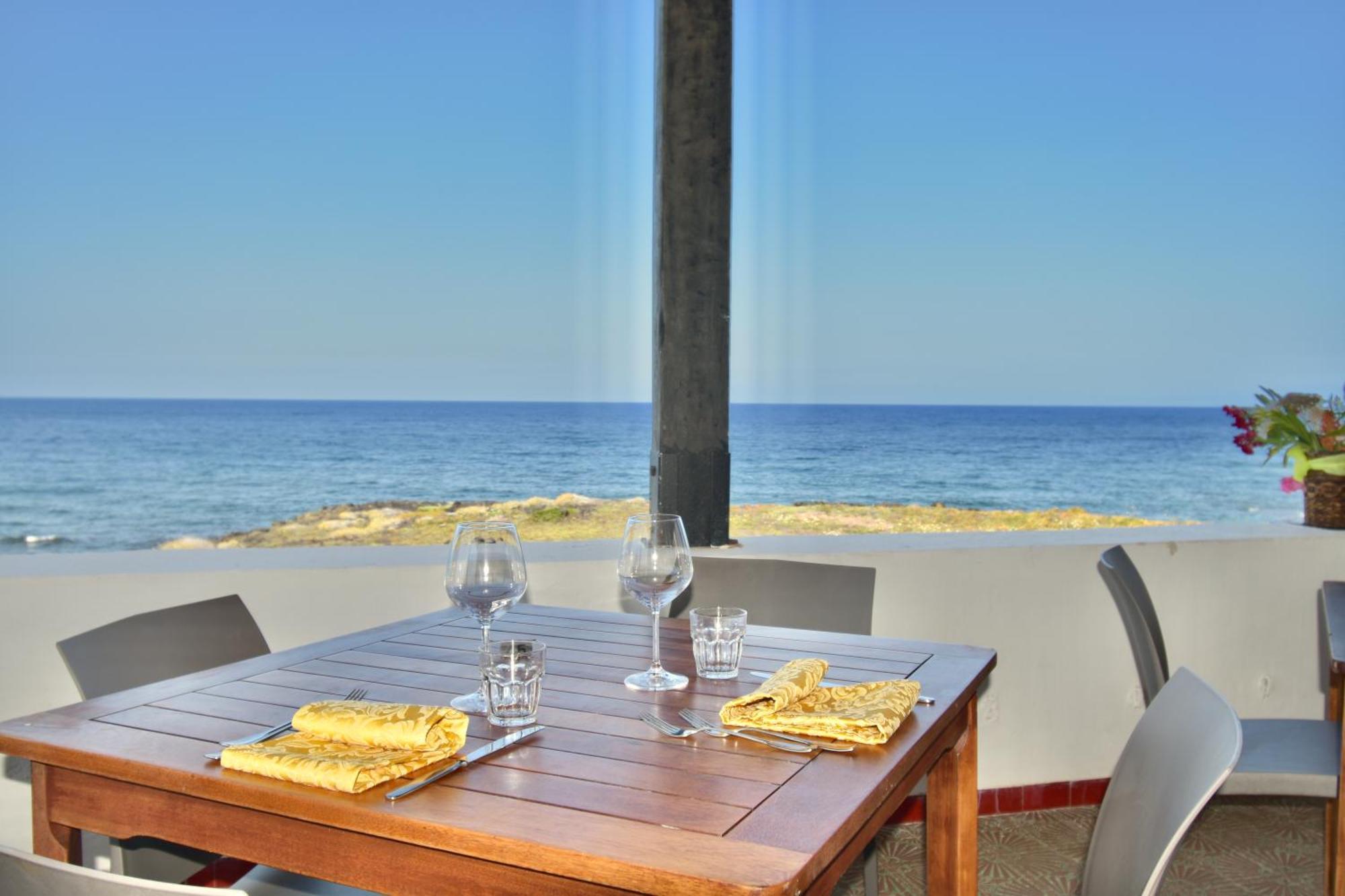 Cossyra Hotel Madonna Delle Grazie Exterior photo